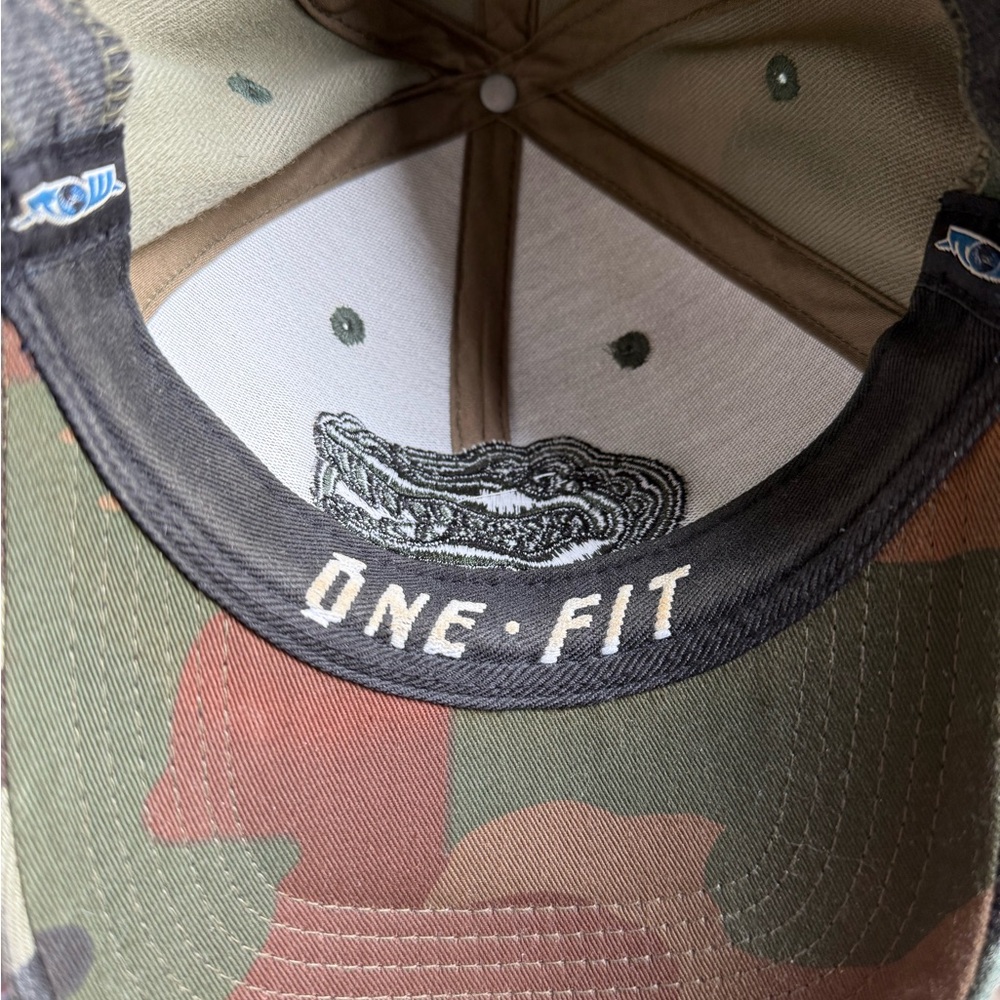 Men’s Top of the World One Fit Florida Gator Camo Collegiate Hat - Picture 8 of 11